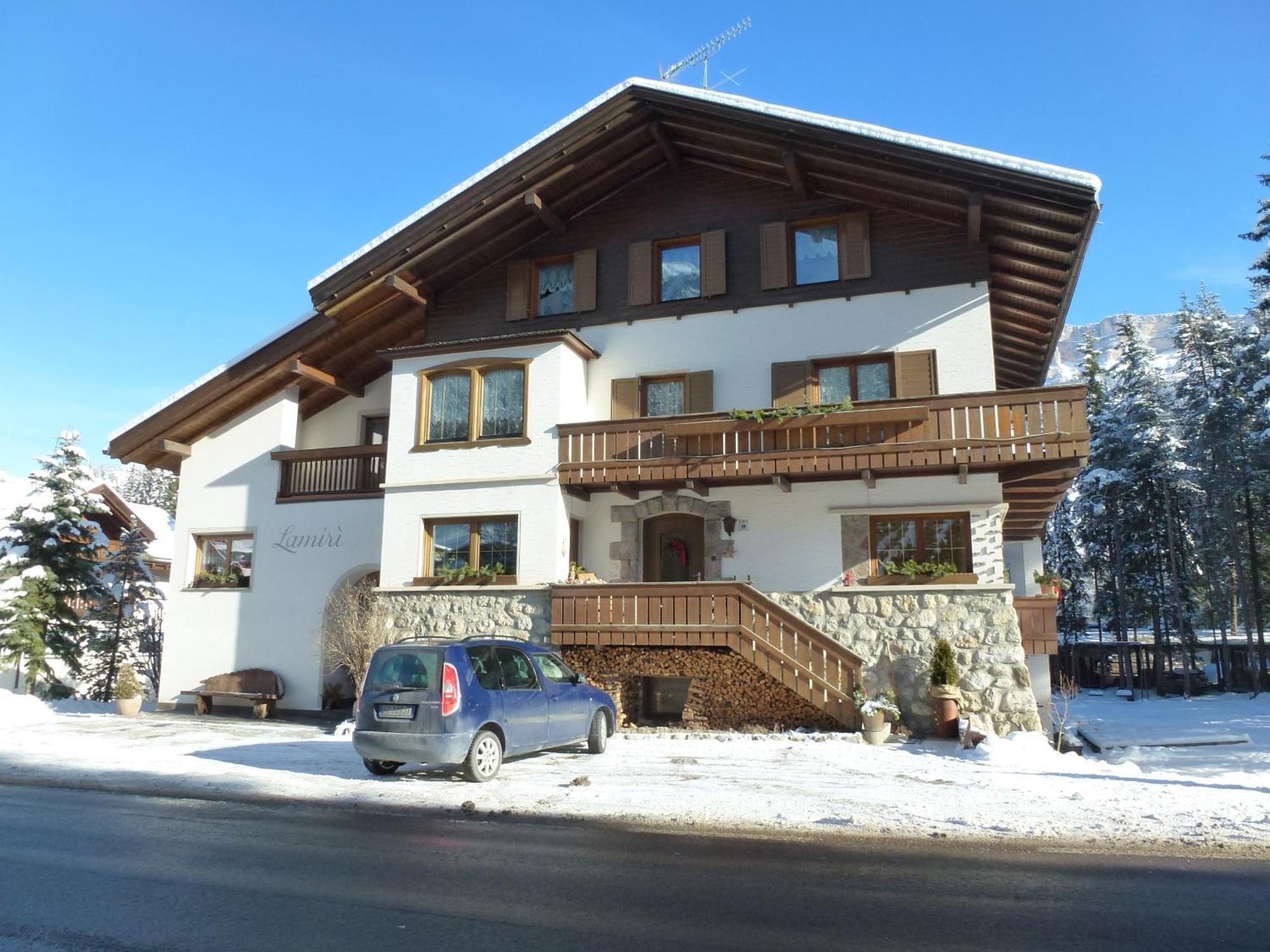 Lamiri Bed and Breakfast Badia  Exteriör bild